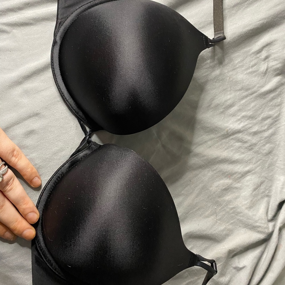 Victoria secret bombshell